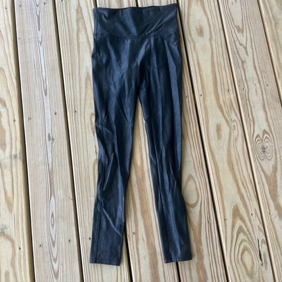 SPANX Faux Leather Black Legging Size Small - Picture 2 of 11